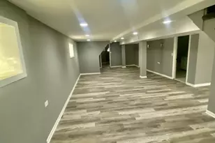 7806 S Rhodes Ave, Chicago, IL 60619 - Photo 17