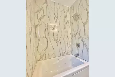 7806 S Rhodes Avenue, Chicago, IL 60619 - Photo 13