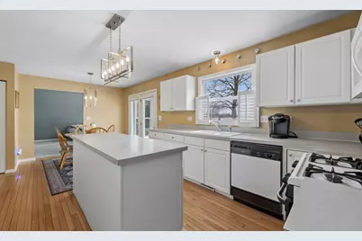 1850 White Oak Drive, Algonquin, IL 60102 - Photo 7