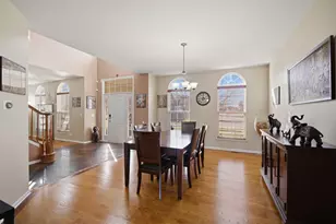 1718 Belcourt Ln, Elgin, IL 60120 - Photo 7