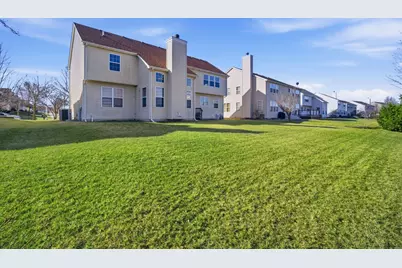 1718 Belcourt Lane, Elgin, IL 60120 - Photo 23