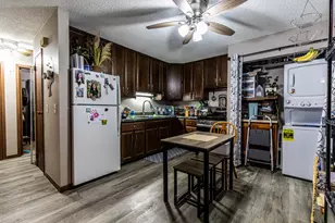 824 W Marquette St, Princeton, IL 61356 - Photo 11