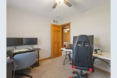 2818 Carol Place, Rockford, IL 61109 - Photo 13