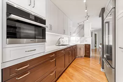 505 N Lake Shore Drive #2206-2207, Chicago, IL 60611 - Photo 9