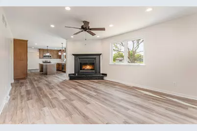 2380 Chestnut Lane, Morris, IL 60450 - Photo 5