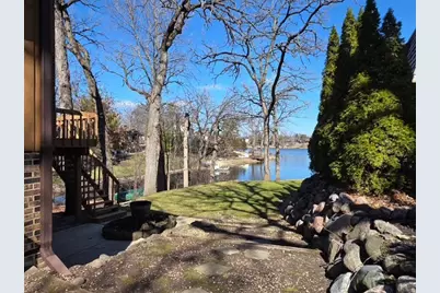 128 Hickory Road, Lake in the Hills, IL 60156 - Photo 33