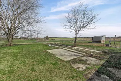 11047 Boadies Lazy Acres Lane, Trenton, IL 62293 - Photo 9