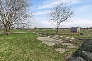 11047 Boadies Lazy Acres Ln, Trenton, IL 62293 - Photo 9