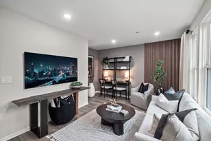 240 Warren Ln, Schaumburg, IL 60193 - Photo 19