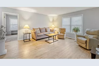 1064 Hampton Harbor #1064, Schaumburg, IL 60193 - Photo 5