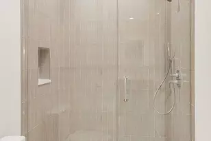 2938 Indianwood Rd, Wilmette, IL 60091 - Photo 37