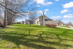 1808 Bluebird Dr, Mahomet, IL 61853 - Photo 47