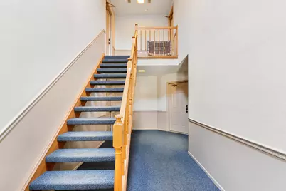 210 Dublin Lane #V2, Schaumburg, IL 60194 - Photo 3