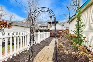 1308 W Glenlake Ave, Chicago, IL 60660 - Photo 43