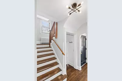 2233 W Greenleaf Avenue, Chicago, IL 60645 - Photo 19