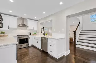 411 Birchwood Rd, Hinsdale, IL 60521 - Photo 7