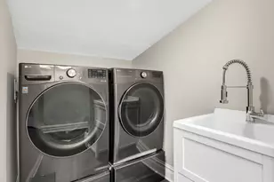 411 Birchwood Rd, Hinsdale, IL 60521 - Photo 25