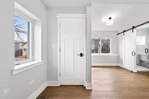 3341 W Iowa St, Chicago, IL 60651 - Photo 25