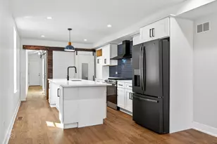 3341 W Iowa St, Chicago, IL 60651 - Photo 7