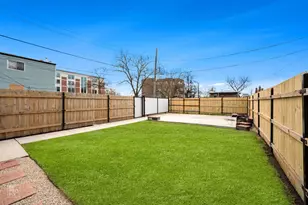 3341 W Iowa St, Chicago, IL 60651 - Photo 35