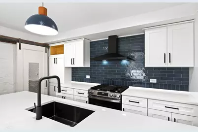 3341 W Iowa Street, Chicago, IL 60651 - Photo 9