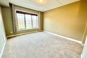 100 S Emerson St, Mount Prospect, IL 60056 - Photo 9