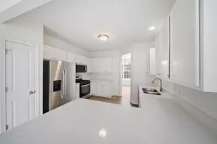 71 Melrose Ct, South Elgin, IL 60177 - Photo 5