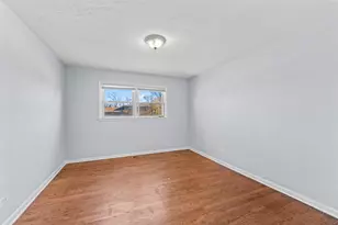 16426 Shirley Ct, South Holland, IL 60473 - Photo 11