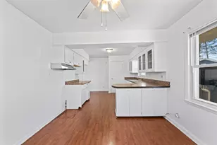 16426 Shirley Ct, South Holland, IL 60473 - Photo 7