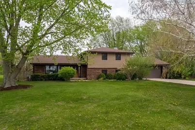 1102 Countryside Lane, Pontiac, IL 61764 - Photo 1