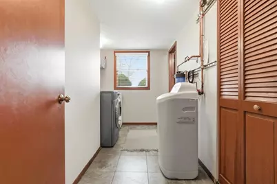 1102 Countryside Lane, Pontiac, IL 61764 - Photo 13