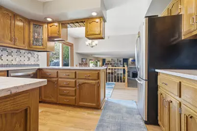 1102 Countryside Lane, Pontiac, IL 61764 - Photo 7