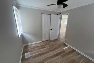 4813 W 102nd St, Oak Lawn, IL 60453 - Photo 9