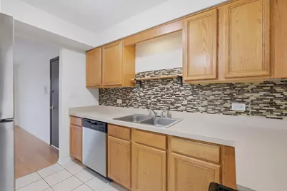 10940 Kilpatrick Avenue #3B, Oak Lawn, IL 60453 - Photo 9