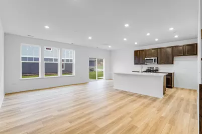 808 Lindsay Lane, West Dundee, IL 60118 - Photo 3