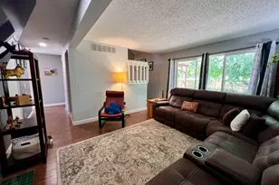 803 Irvine Rd, Champaign, IL 61822 - Photo 7