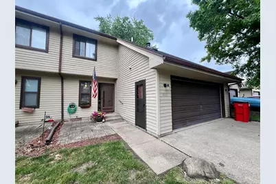 803 Irvine Road #803, Champaign, IL 61822 - Photo 3