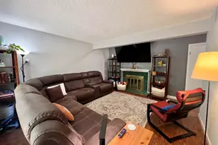 803 Irvine Rd, Champaign, IL 61822 - Photo 5
