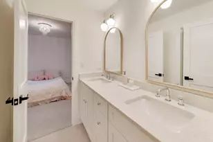 1107 Quassey Ave, Lake Bluff, IL 60044 - Photo 19