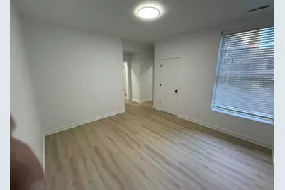 7717 N Sheridan Road #2F, Chicago, IL 60626 - Photo 9