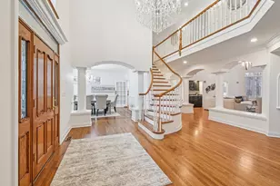 14 Briarwood Ln, Lincolnshire, IL 60069 - Photo 9