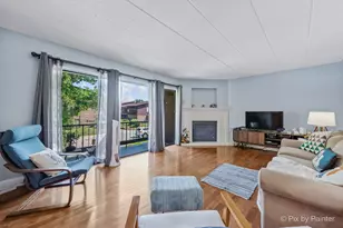 61 W Pier Dr, Westmont, IL 60559 - Photo 5