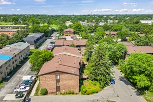 61 W Pier Dr, Westmont, IL 60559 - Photo 33