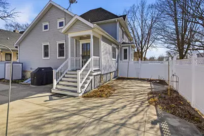 300 E Maple Street, Fairbury, IL 61739 - Photo 43
