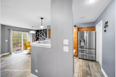 2389 Stoughton Circle, Aurora, IL 60502 - Photo 5