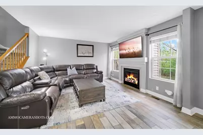 2389 Stoughton Circle, Aurora, IL 60502 - Photo 7