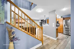 2389 Stoughton Cir, Aurora, IL 60502 - Photo 3