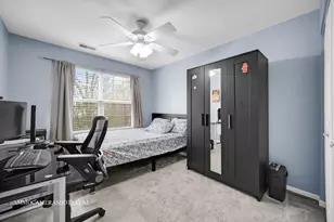 2389 Stoughton Cir, Aurora, IL 60502 - Photo 17