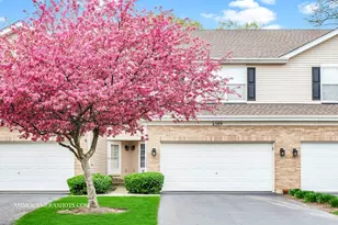 2389 Stoughton Cir, Aurora, IL 60502 - Photo 1