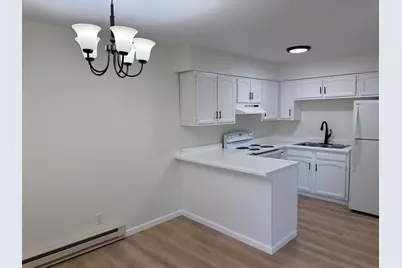 106 S 3rd Avenue #3, Mendota, IL 61342 - Photo 5